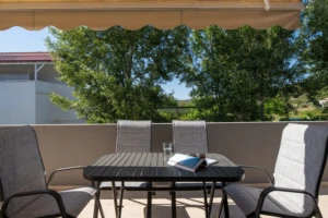 2 Bedroom Suite Plus Living Room 44