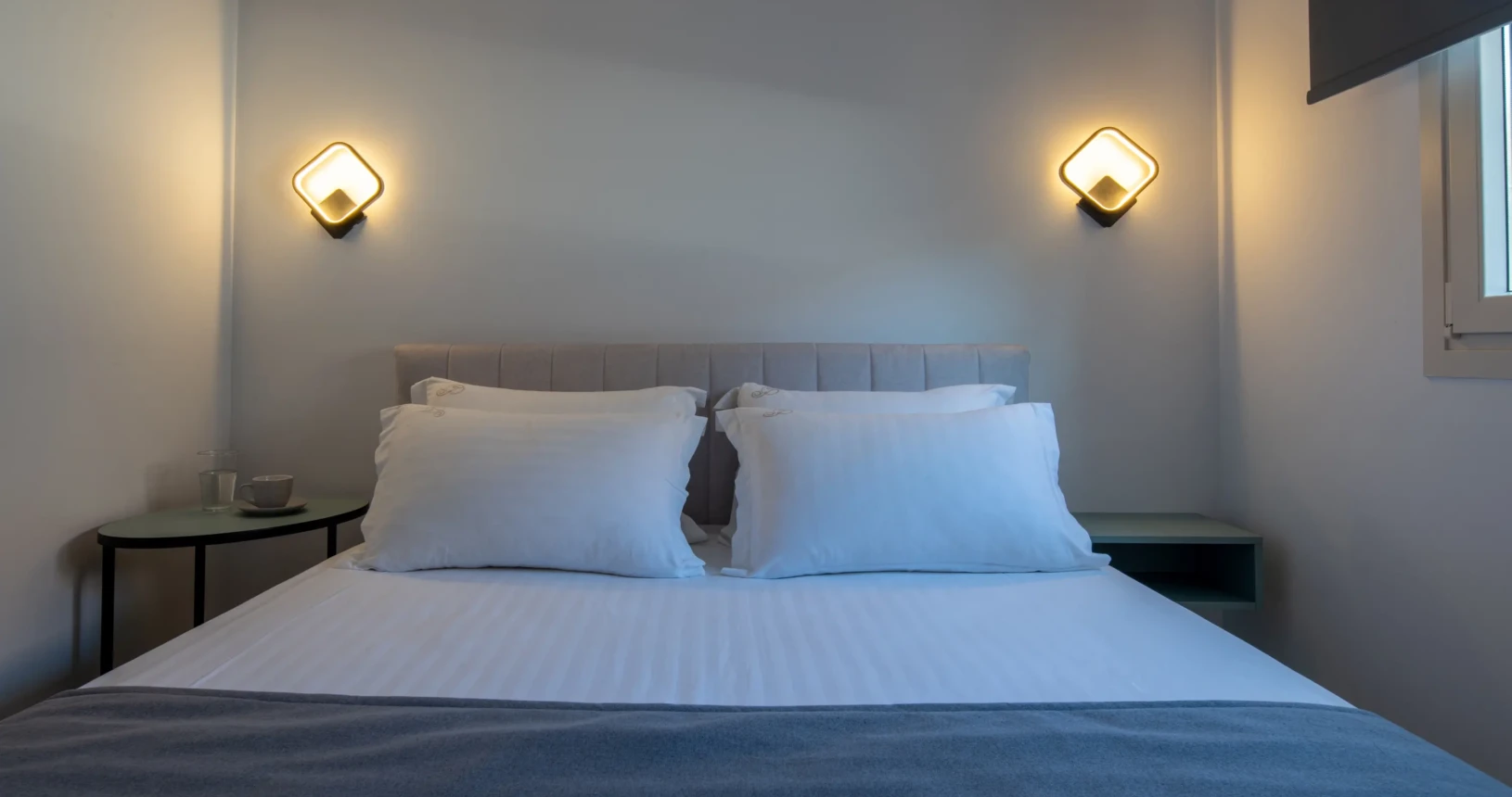 2 Bedroom Suite Plus Living Room 5