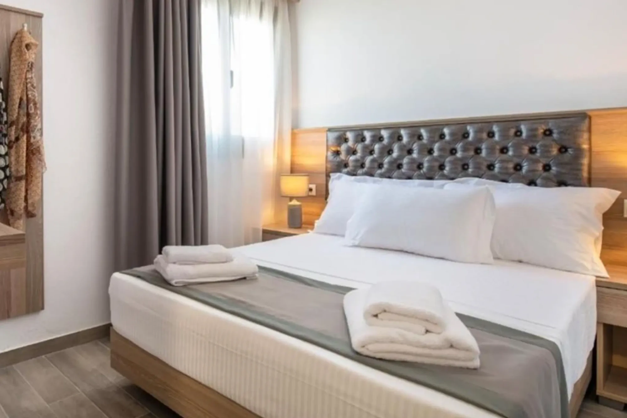 2 Bedroom Suite Plus Living Room